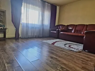 sufragerie cu canapea vanzare cumparare apartament Sector 5 București